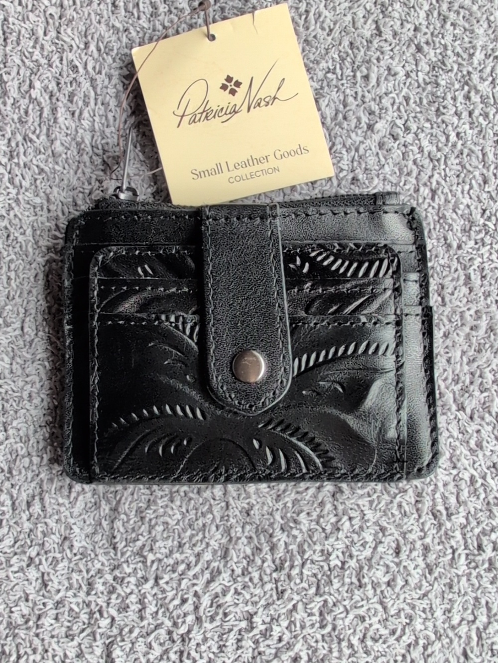 NWT Patricia Nash Black Embossed Leather Card Wallet